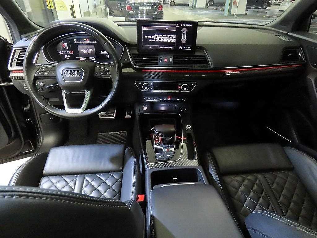 아우디 SQ5 SQ5 (FY) 3.0 TFSI 콰트로 스포트백 이미지 10