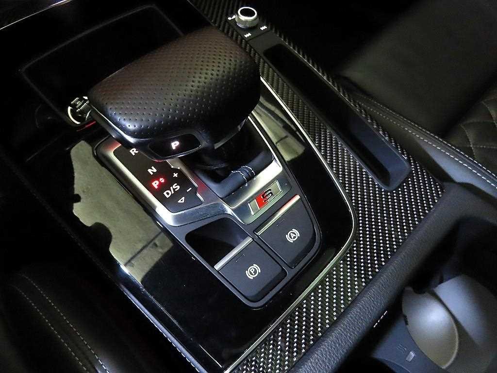 아우디 SQ5 SQ5 (FY) 3.0 TFSI 콰트로 스포트백 이미지 12
