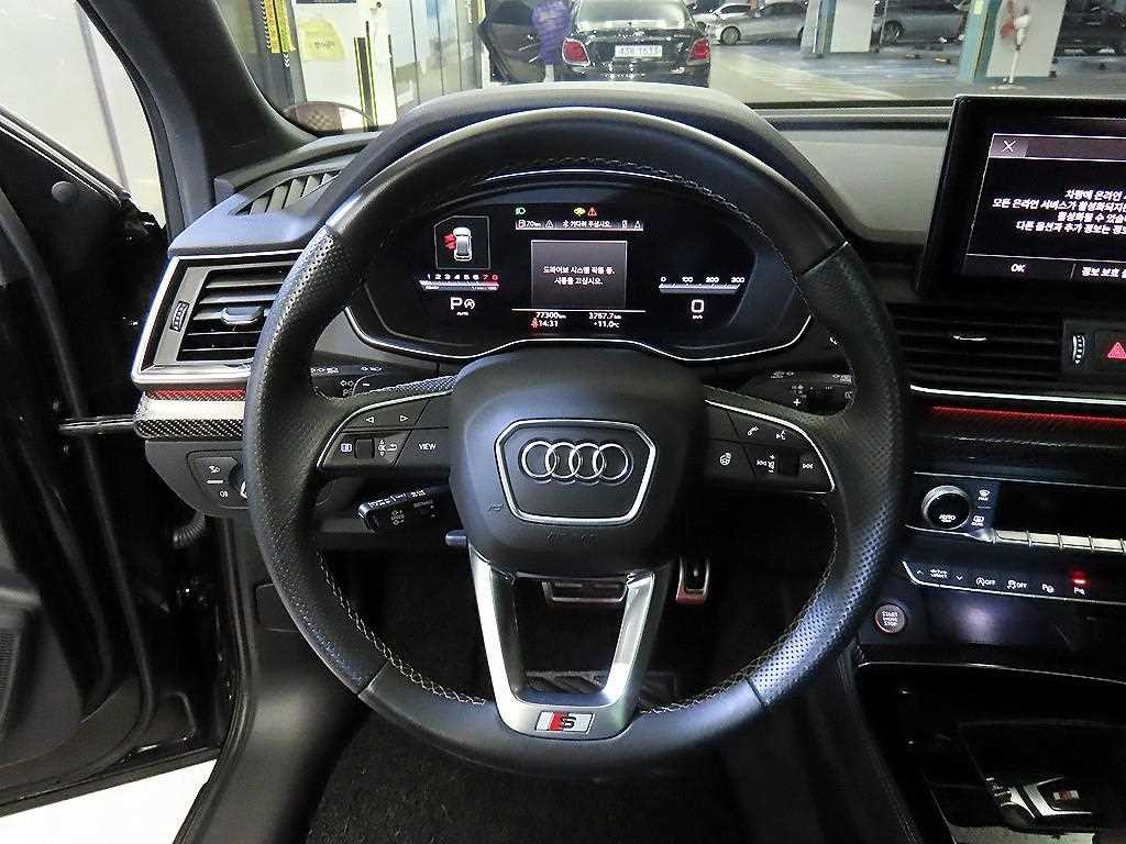 아우디 SQ5 SQ5 (FY) 3.0 TFSI 콰트로 스포트백 이미지 8