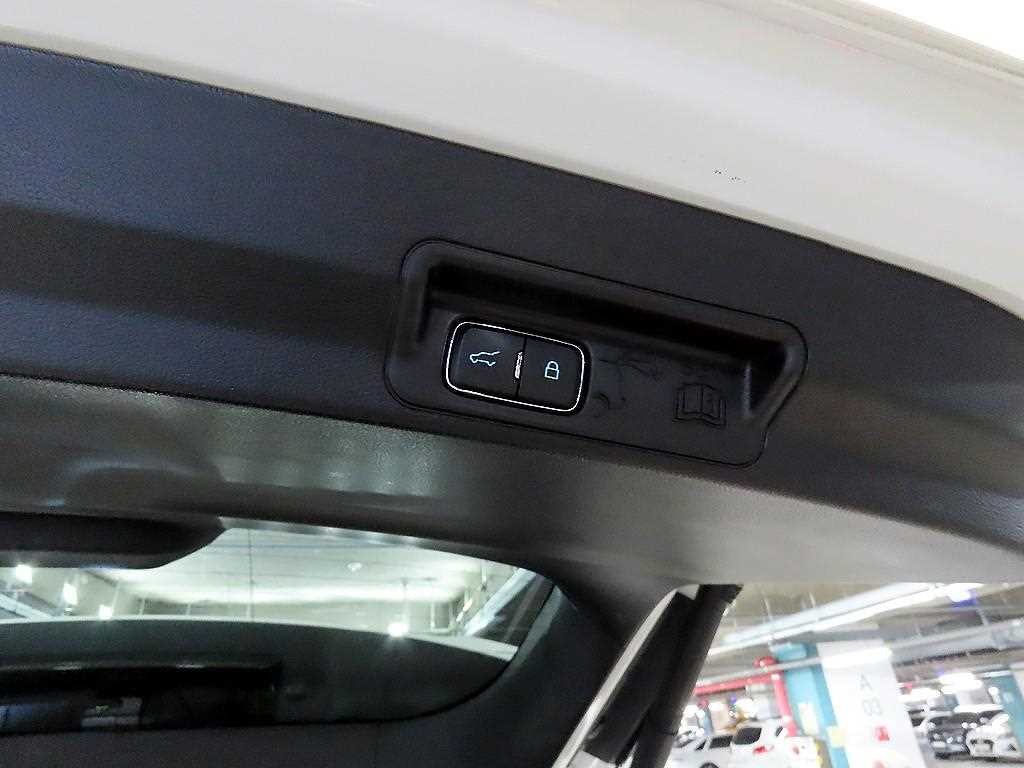 포드 익스플로러 익스플로러 6세대 3.0 AWD PHEV 리미티드 이미지 15