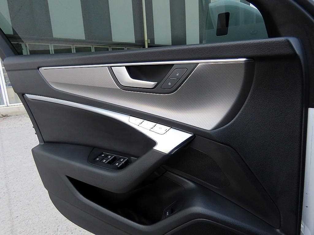 아우디 A6 A6 (C8) 45 TFSI 콰트로 프리미엄 이미지 11