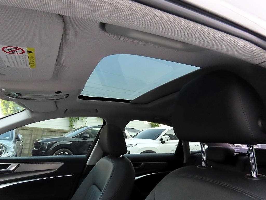 아우디 A6 A6 (C8) 45 TFSI 콰트로 프리미엄 이미지 18