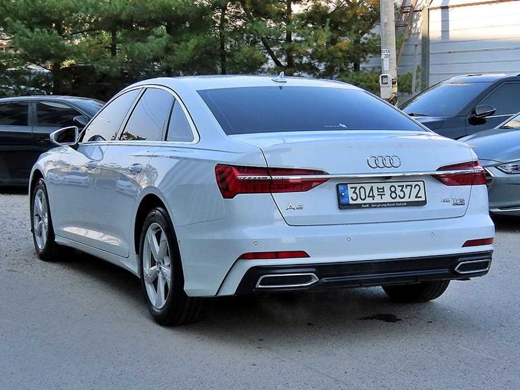 아우디 A6 A6 (C8) 45 TFSI 콰트로 프리미엄 이미지 3
