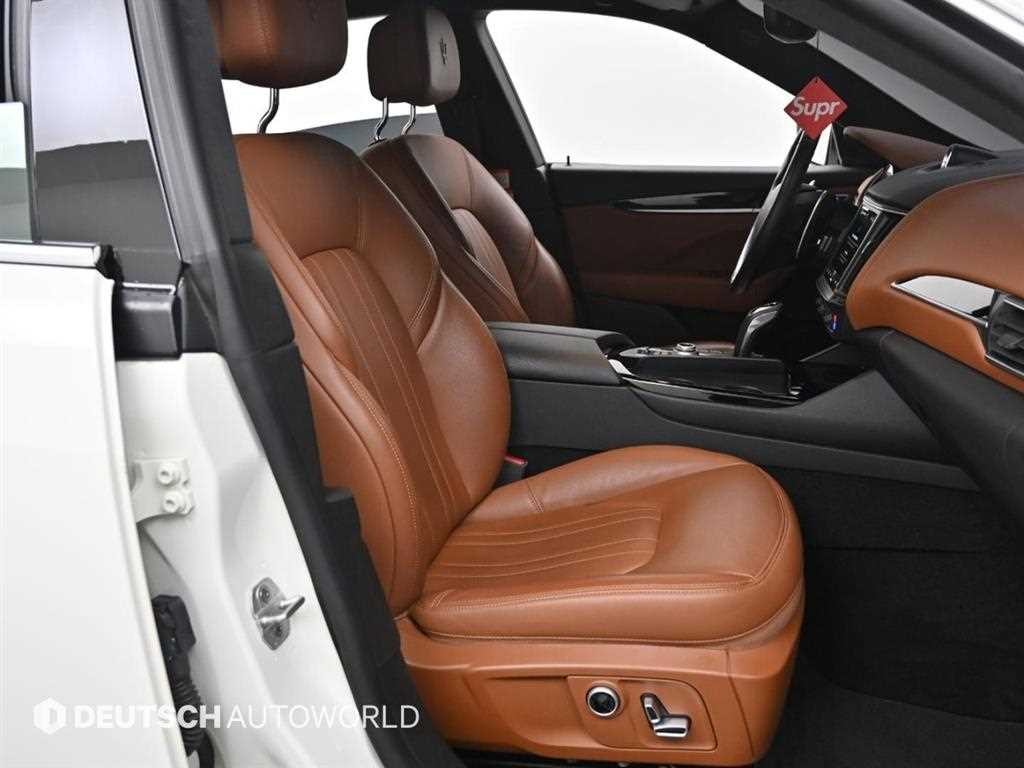 마세라티 르반떼 2.0 GT AWD 이미지 19