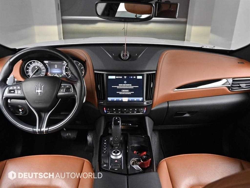 마세라티 르반떼 2.0 GT AWD 이미지 7