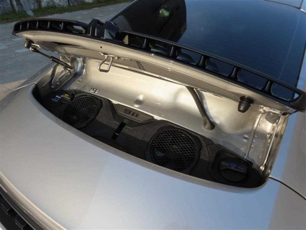 포르쉐 911 911(992) 카레라 GTS 이미지 18
