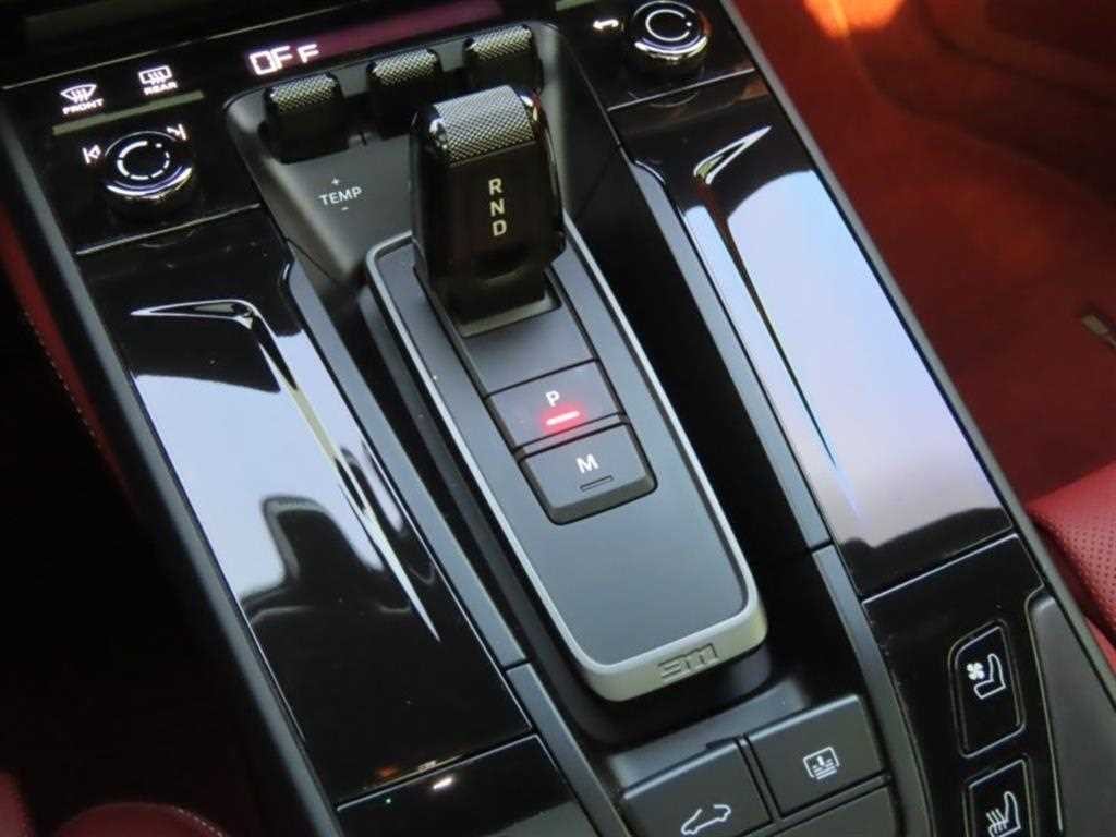 포르쉐 911 911(992) 카레라 GTS 이미지 6