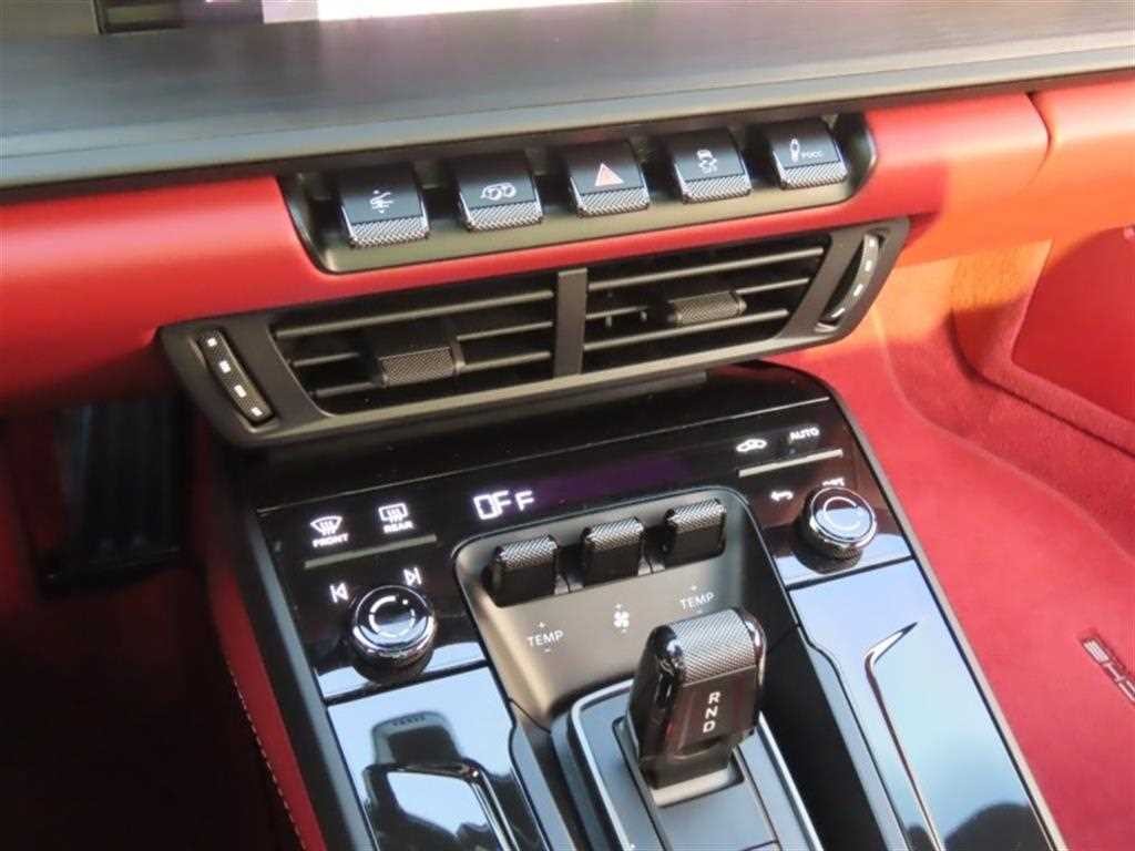 포르쉐 911 911(992) 카레라 GTS 이미지 8