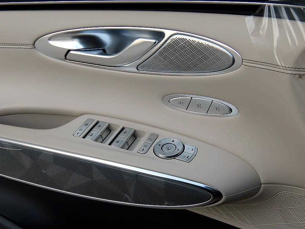 제네시스 GV70 2.5T 가솔린 AWD 스포츠 이미지 12