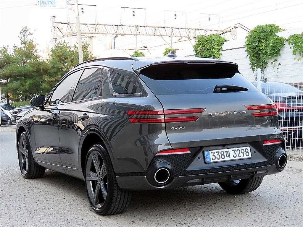 제네시스 GV70 2.5T 가솔린 AWD 스포츠 이미지 3