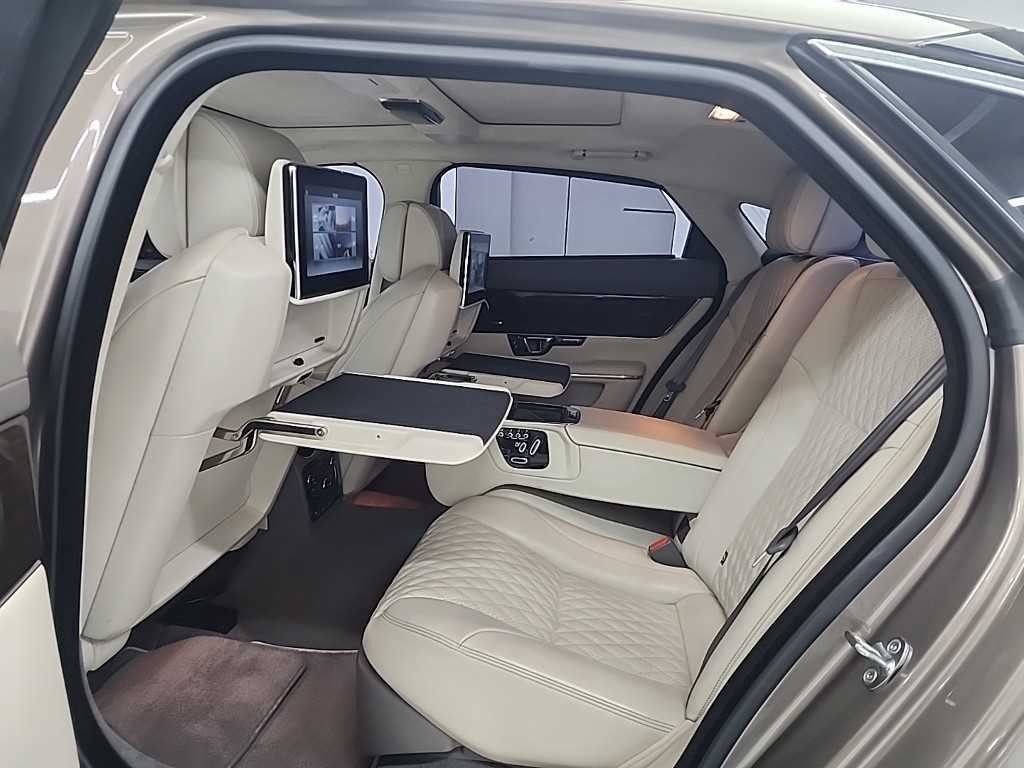 재규어 XJ XJ (X351) 3.0 SC AWD 포트폴리오 LWB 이미지 12
