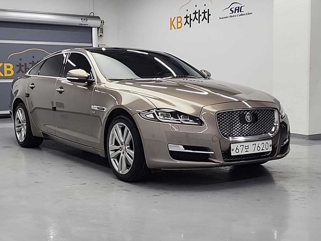 재규어 XJ XJ (X351) 3.0 SC AWD 포트폴리오 LWB 이미지 4