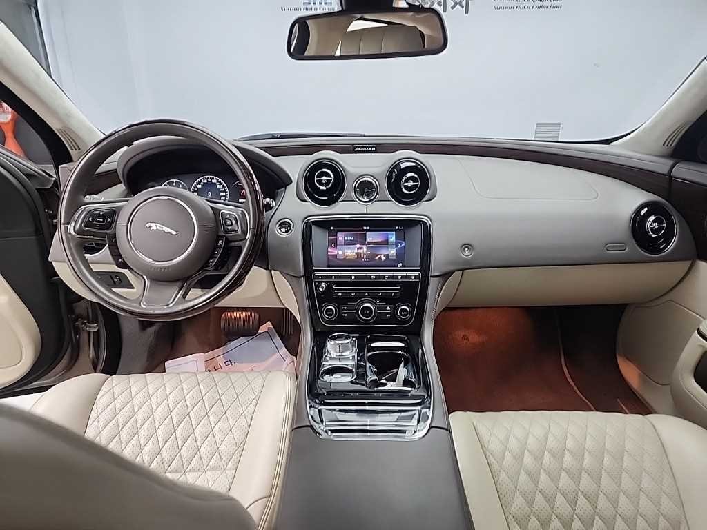 재규어 XJ XJ (X351) 3.0 SC AWD 포트폴리오 LWB 이미지 7