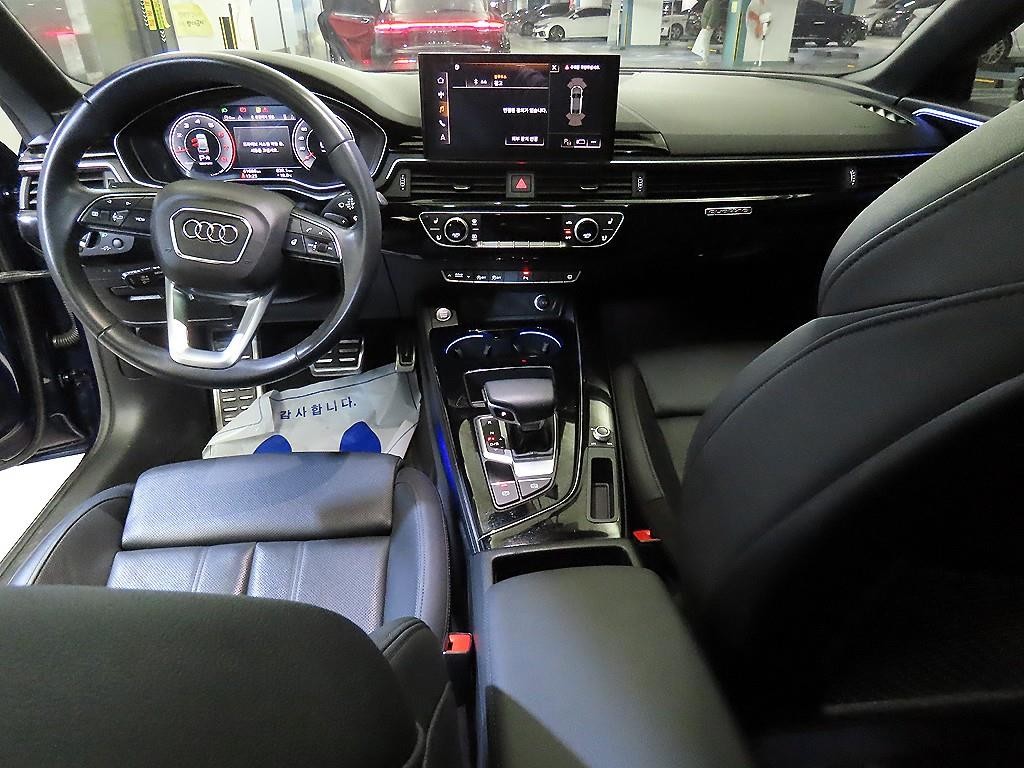 아우디 A5 A5 (F5) 40 TFSI 콰트로 프리미엄 스포트백 이미지 10