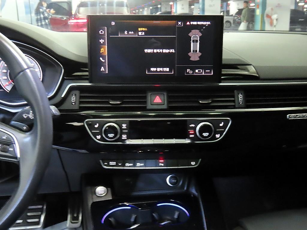 아우디 A5 A5 (F5) 40 TFSI 콰트로 프리미엄 스포트백 이미지 11