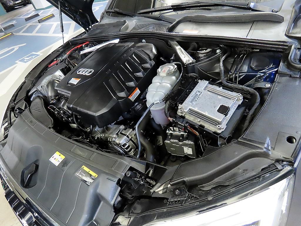 아우디 A5 A5 (F5) 40 TFSI 콰트로 프리미엄 스포트백 이미지 19