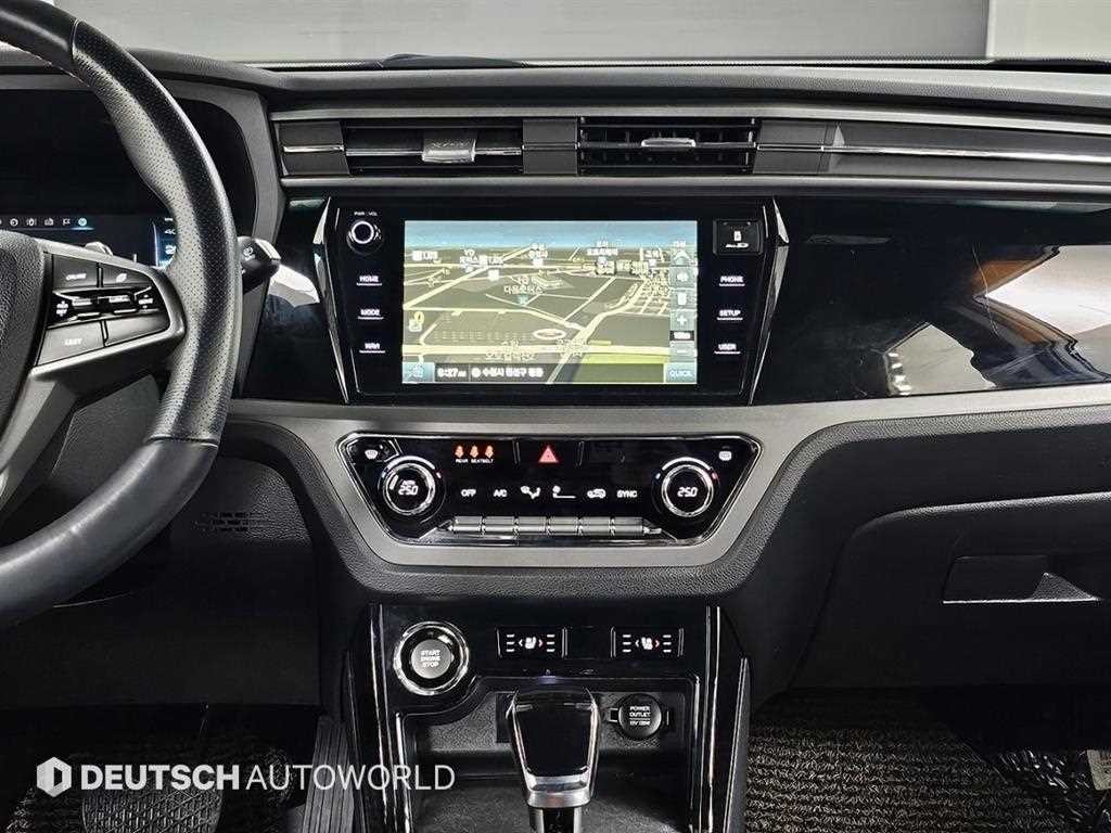 KG모빌리티(쌍용) 코란도 뷰티풀코란도 2WD 가솔린 1.5 R-플러스 이미지 12
