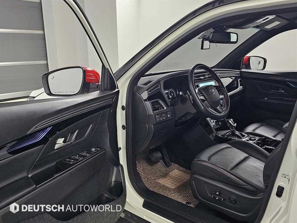 KG모빌리티(쌍용) 코란도 뷰티풀코란도 2WD 가솔린 1.5 R-플러스 이미지 9