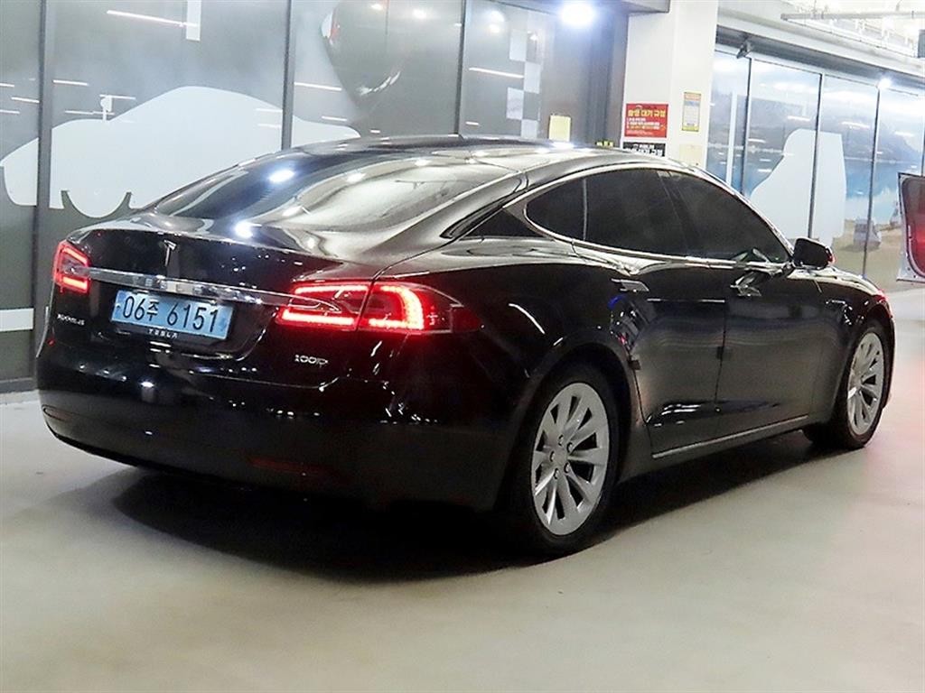 테슬라 모델 S 100D 이미지 4