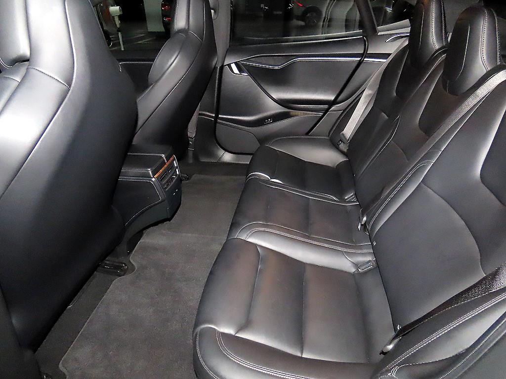 테슬라 모델 S 100D 이미지 7