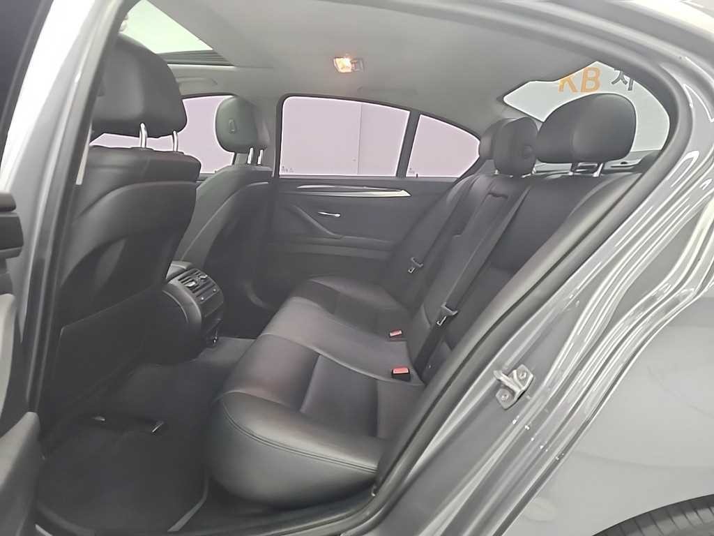 BMW 5시리즈 5시리즈 (F10) 520d 이미지 12
