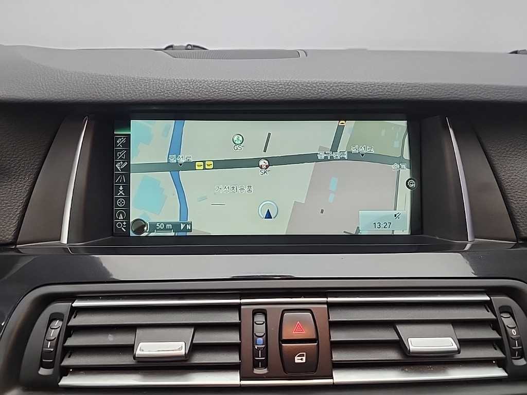 BMW 5시리즈 5시리즈 (F10) 520d 이미지 15