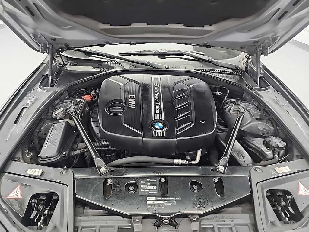 BMW 5시리즈 5시리즈 (F10) 520d 이미지 5