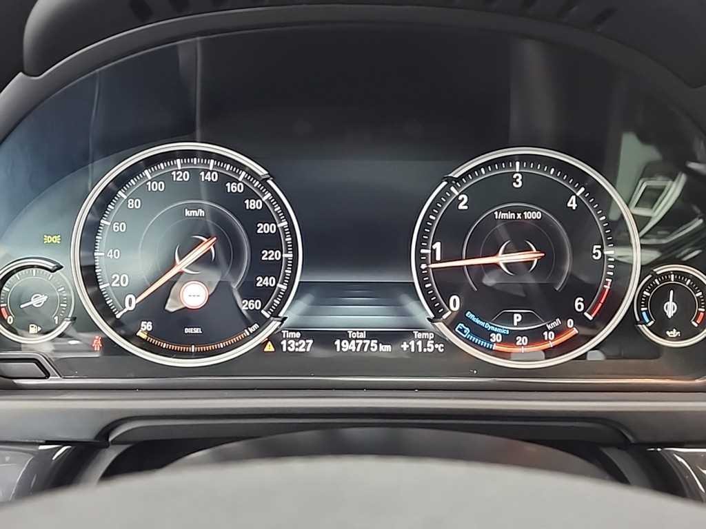 BMW 5시리즈 5시리즈 (F10) 520d 이미지 6