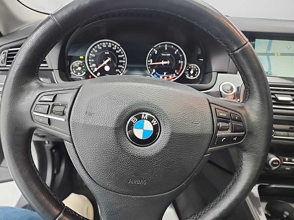 BMW 5시리즈 5시리즈 (F10) 520d 이미지 9