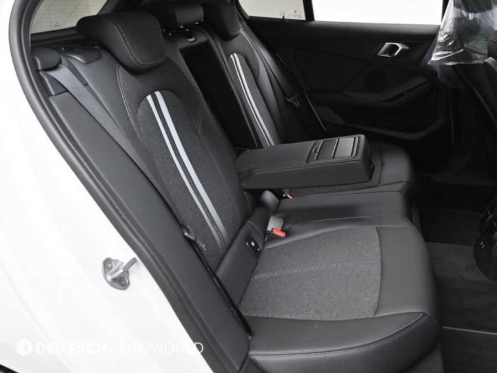 BMW 1시리즈 1시리즈 (F40) 120i M 스포츠 이미지 12