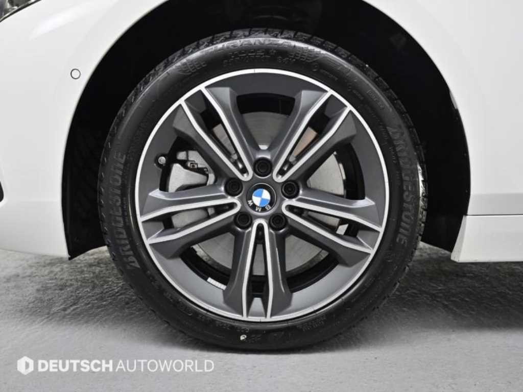 BMW 1시리즈 1시리즈 (F40) 120i M 스포츠 이미지 5