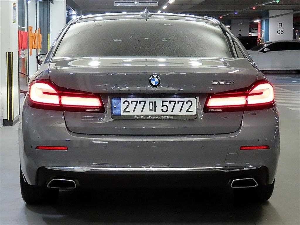 BMW 5시리즈 5시리즈 (G30) 520i 럭셔리 이미지 5