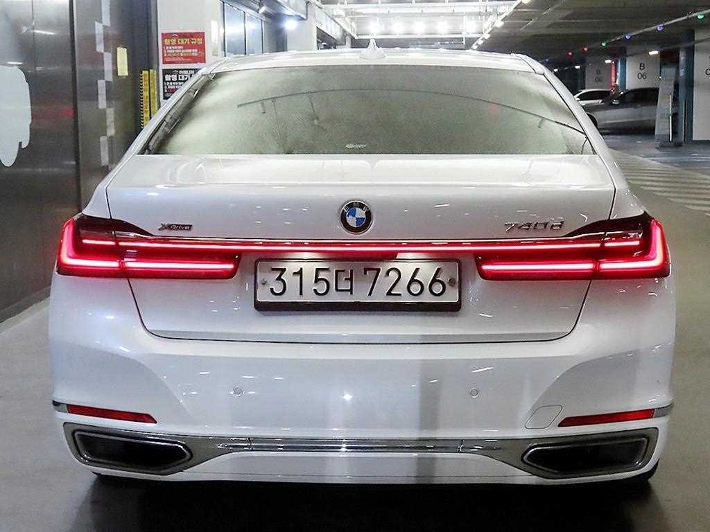 BMW 7시리즈 7시리즈 (G11) 740d xDrive 디자인 퓨어 엑설런스 이미지 5