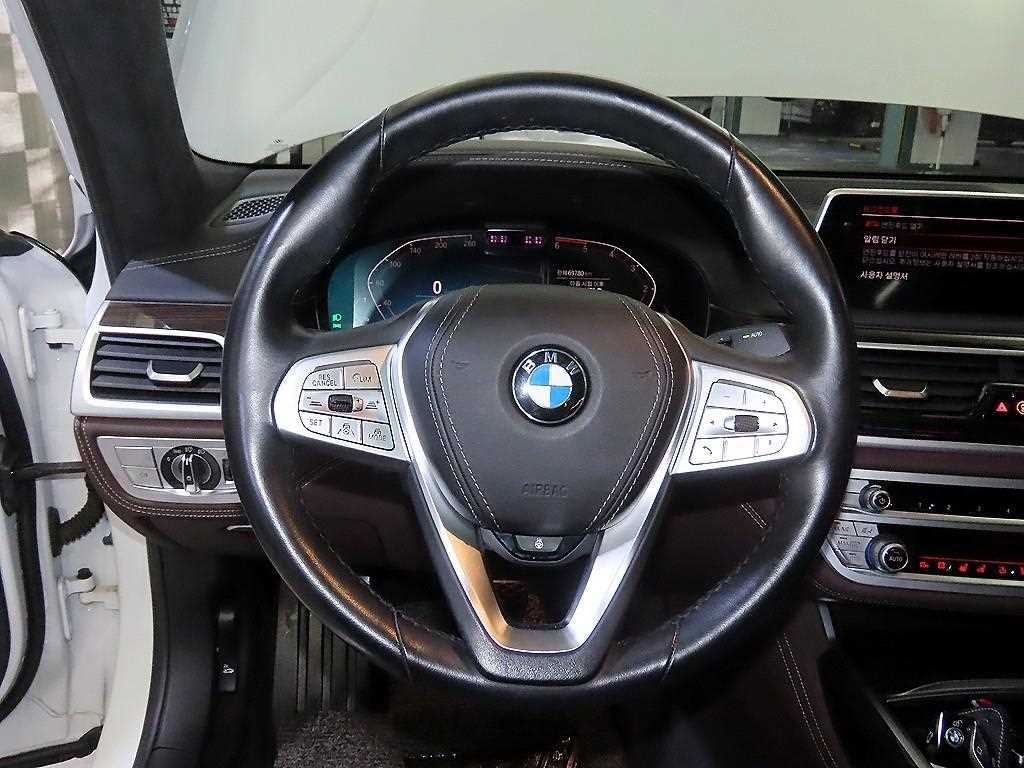 BMW 7시리즈 7시리즈 (G11) 740d xDrive 디자인 퓨어 엑설런스 이미지 7