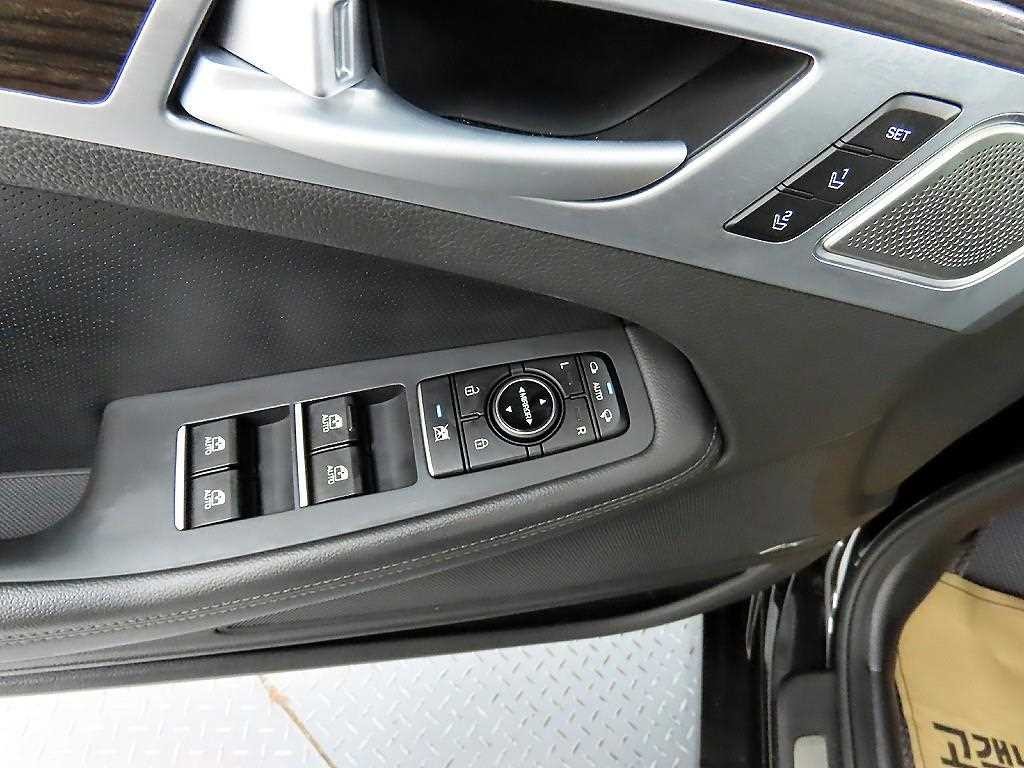 제네시스 G80 3.3 GDI AWD 프리미엄 럭셔리 이미지 11