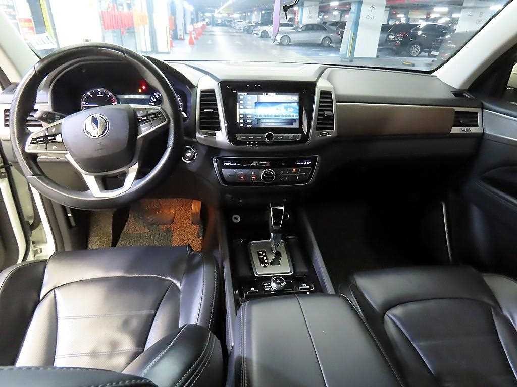 KG모빌리티(쌍용) 렉스턴 G4렉스턴 디젤 2.2 4WD 프라임 이미지 10