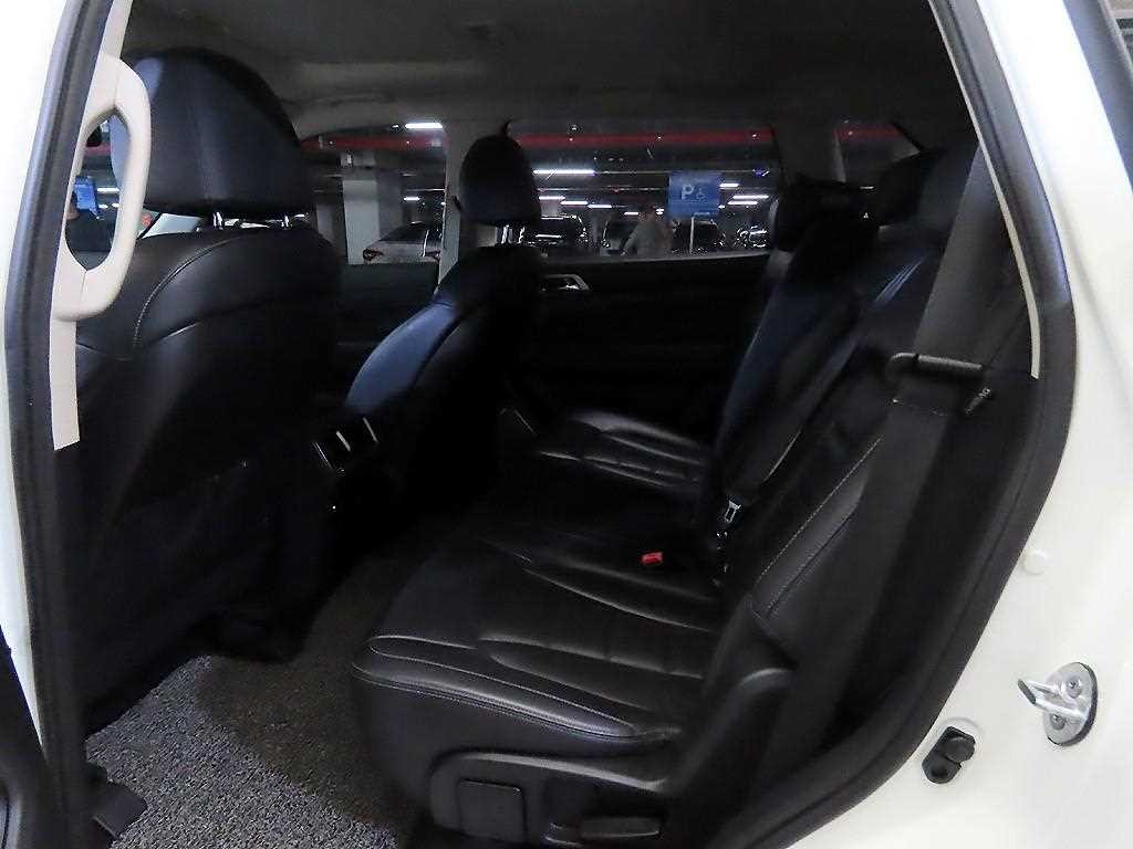 KG모빌리티(쌍용) 렉스턴 G4렉스턴 디젤 2.2 4WD 프라임 이미지 7