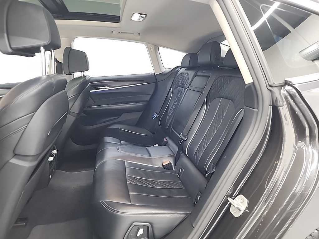 BMW 그란투리스모 6시리즈 GT (G32) 620d 럭셔리 이미지 12