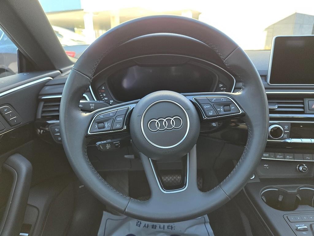 아우디 A5 A5 (F5) 45 TFSI 콰트로 프리미엄 스포트백 이미지 7