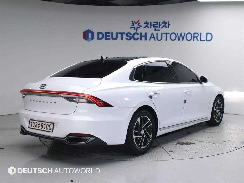 현대 그랜저 더 뉴 그랜저 IG 2.5 프리미엄 초이스 이미지 2