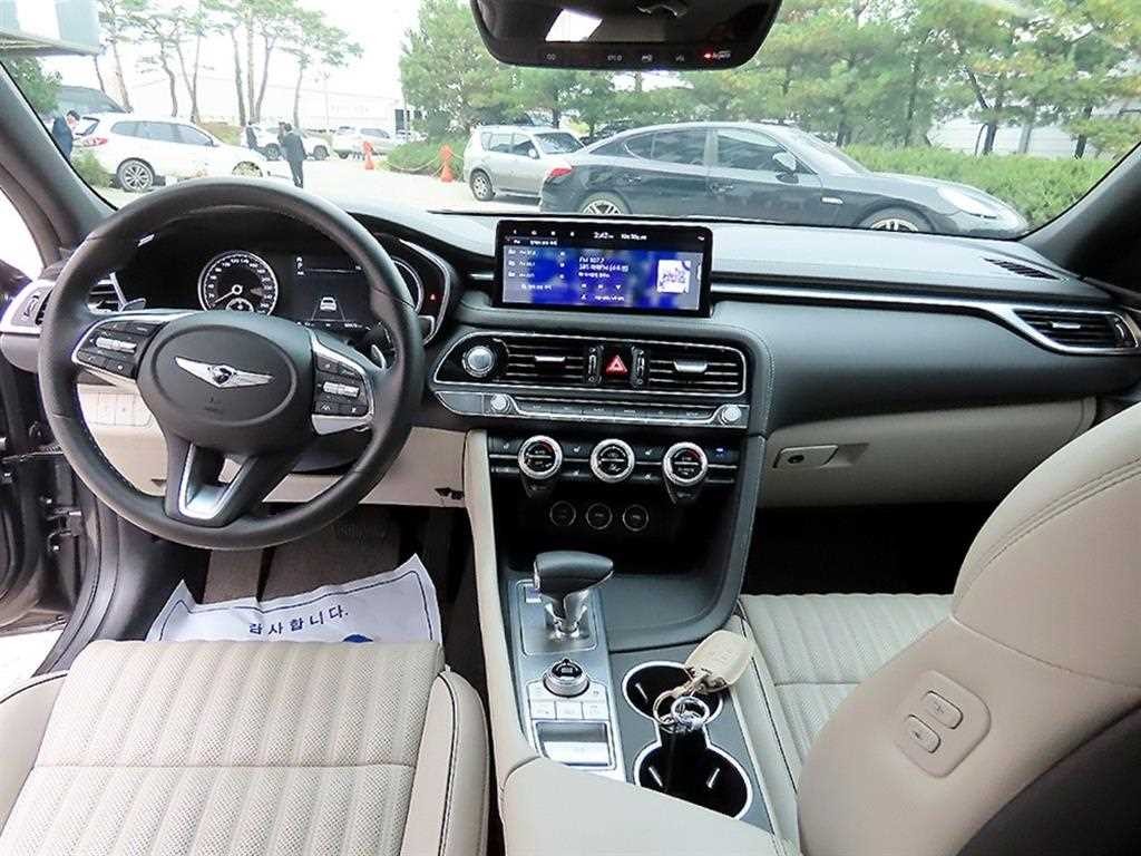 제네시스 G70 더 뉴 G70 가솔린 2.0T 4WD 기본형 이미지 7