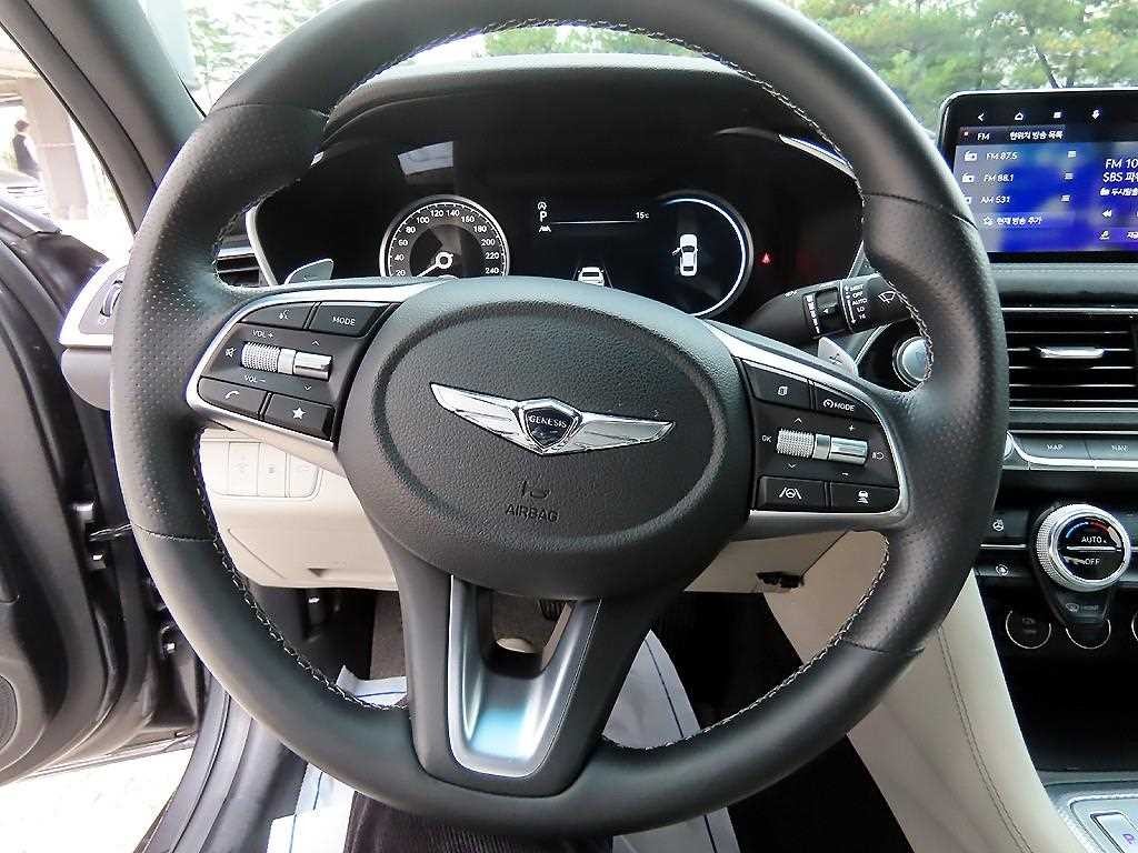 제네시스 G70 더 뉴 G70 가솔린 2.0T 4WD 기본형 이미지 8