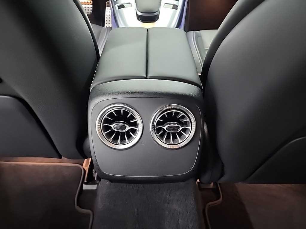 벤츠 AMG GT 4도어 43 4MATIC+ 이미지 13
