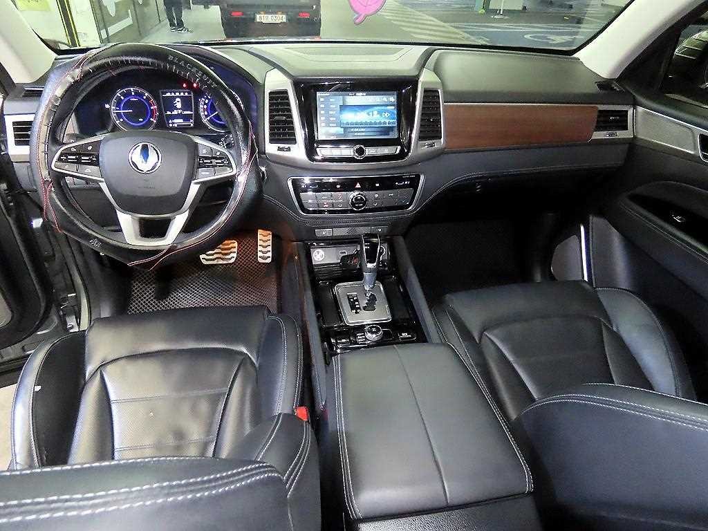 KG모빌리티(쌍용) 렉스턴 G4렉스턴 디젤 2.2 4WD 헤리티지 이미지 10