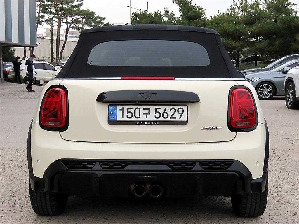 미니 쿠퍼 컨버터블 컨버터블 (F57) 2.0 쿠퍼 S JCW 이미지 4