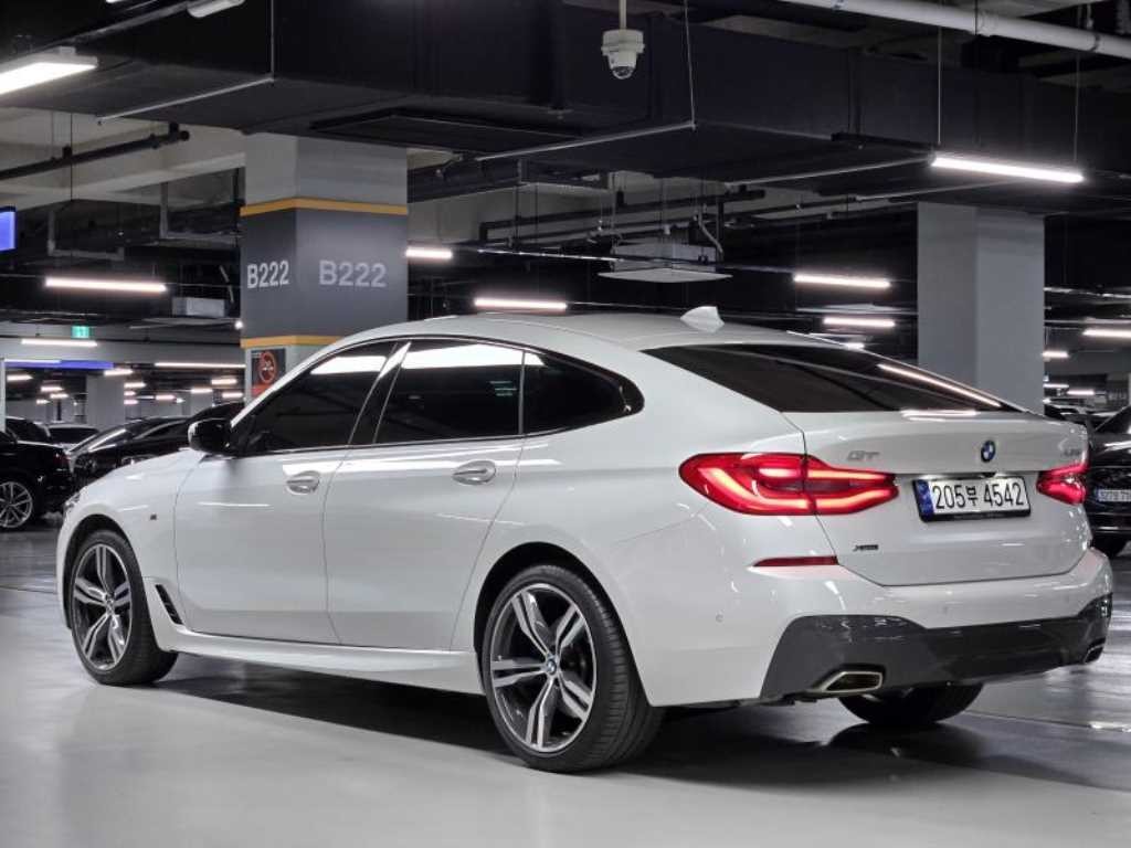 BMW 그란투리스모 6시리즈 GT (G32) 630i xDrive M 스포츠 이미지 3