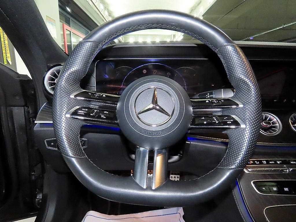 벤츠 CLS 클래스 CLS클래스 C257 CLS 300d 4MATIC 이미지 8