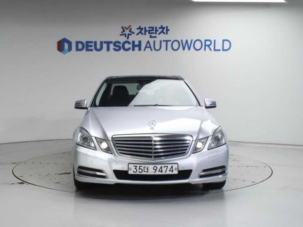 벤츠 E 클래스 E-클래스 W212 E300 엘레강스 이미지 1