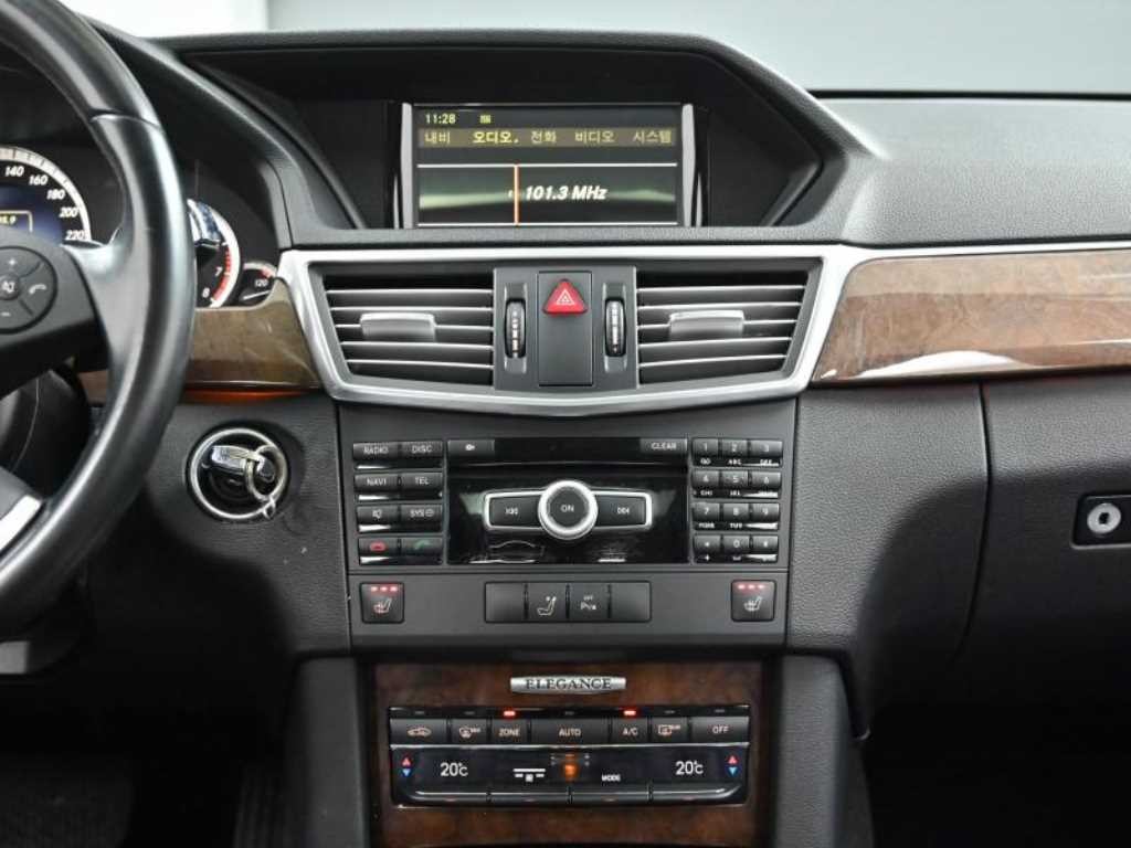 벤츠 E 클래스 E-클래스 W212 E300 엘레강스 이미지 14