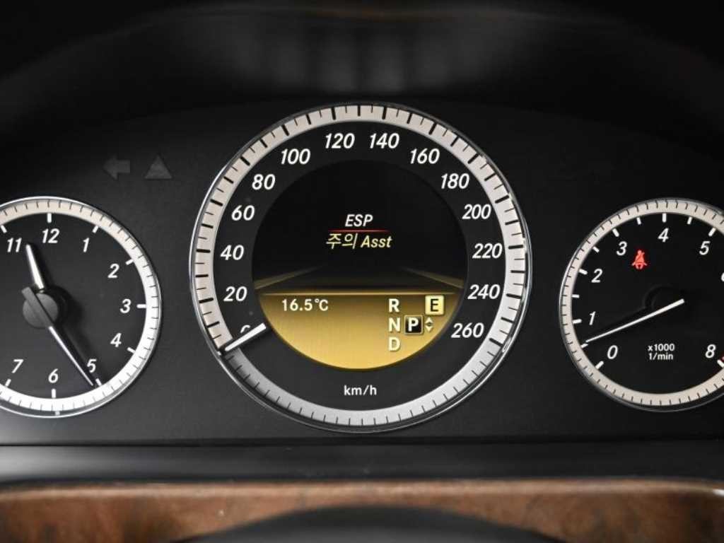 벤츠 E 클래스 E-클래스 W212 E300 엘레강스 이미지 16